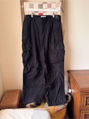TNA Black Cargo Pants - Durable Utility Style